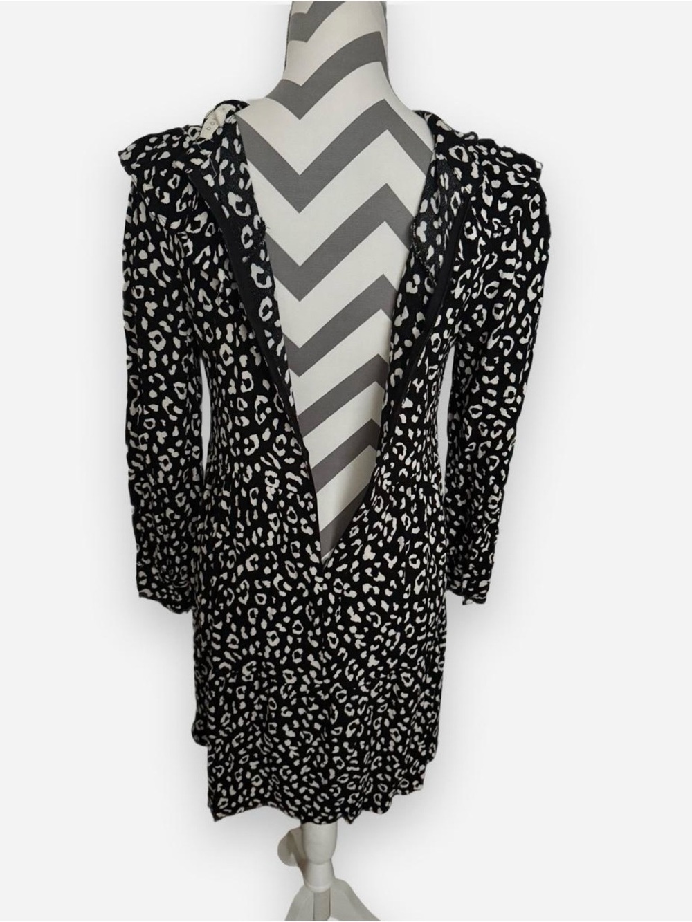 bohme Black & White Leopard-Print Long Sleeve Tiered Dress - Picture 7 of 13